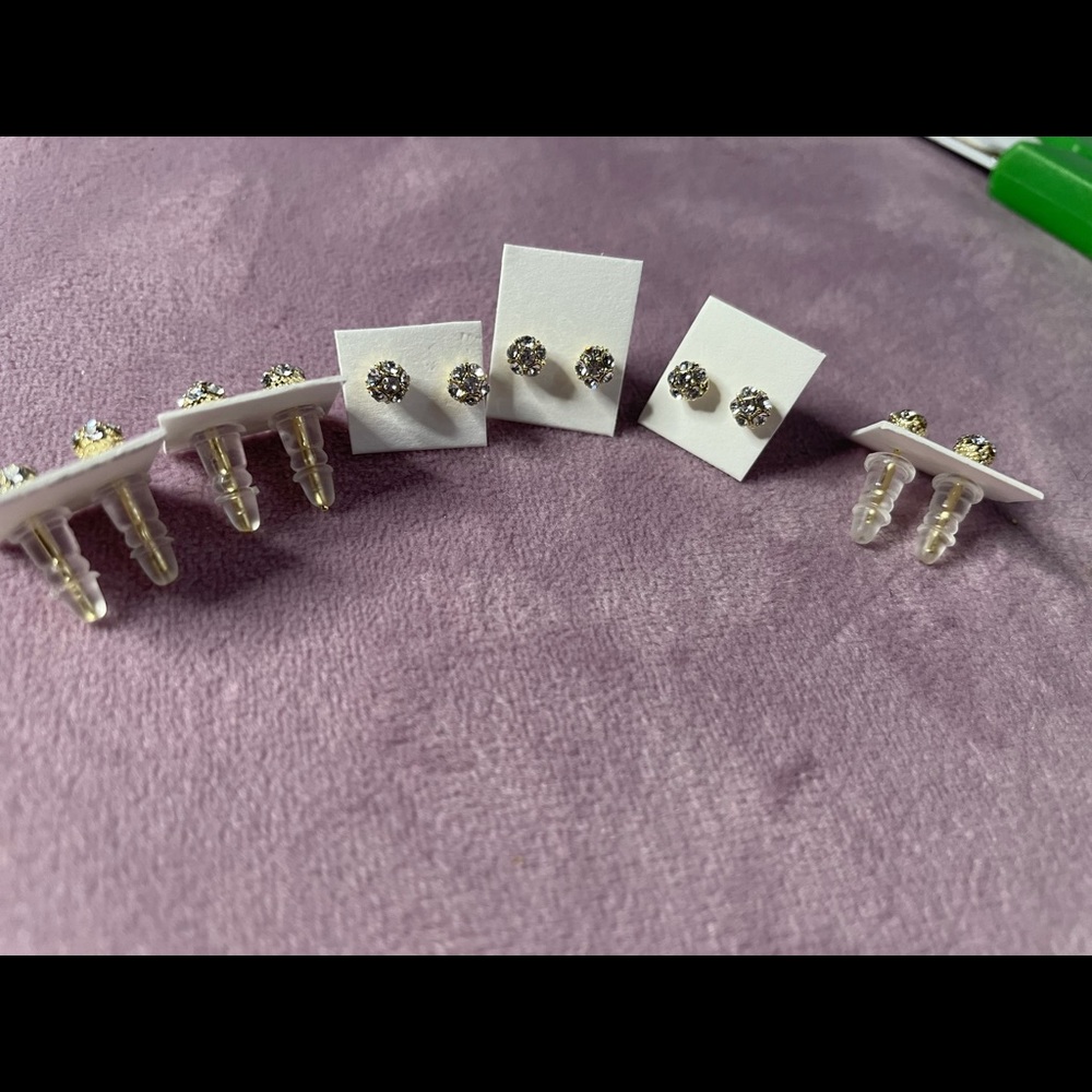 Gold earrings